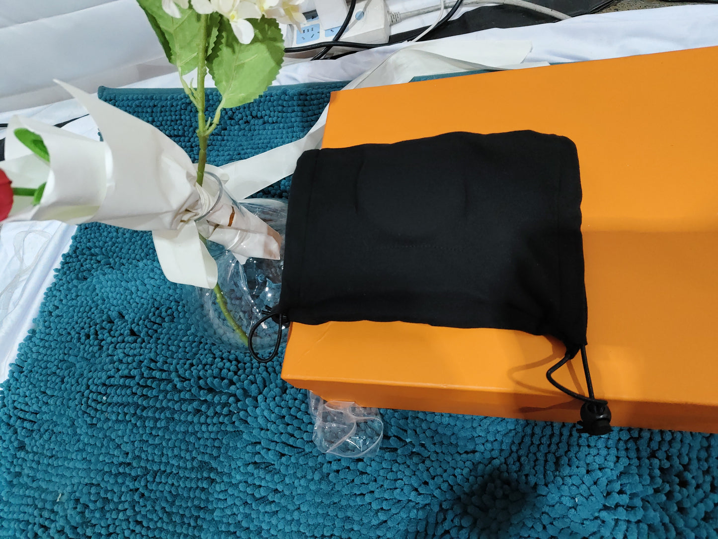 Protection anti bruit pour chiens craintifs – Orages, feux d’artifice et bruits intenses